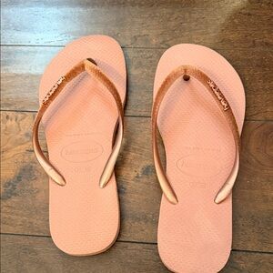 Havaianas Women's Peach Velvet-Strap Flip Flops